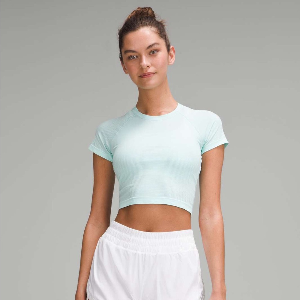 Swiftly tech cropped short sleeve 2.0